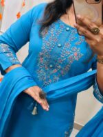 Women’s Embroidered Kurta Pant Dupatta Set – Elegant 3 Piece Suit - Image 4